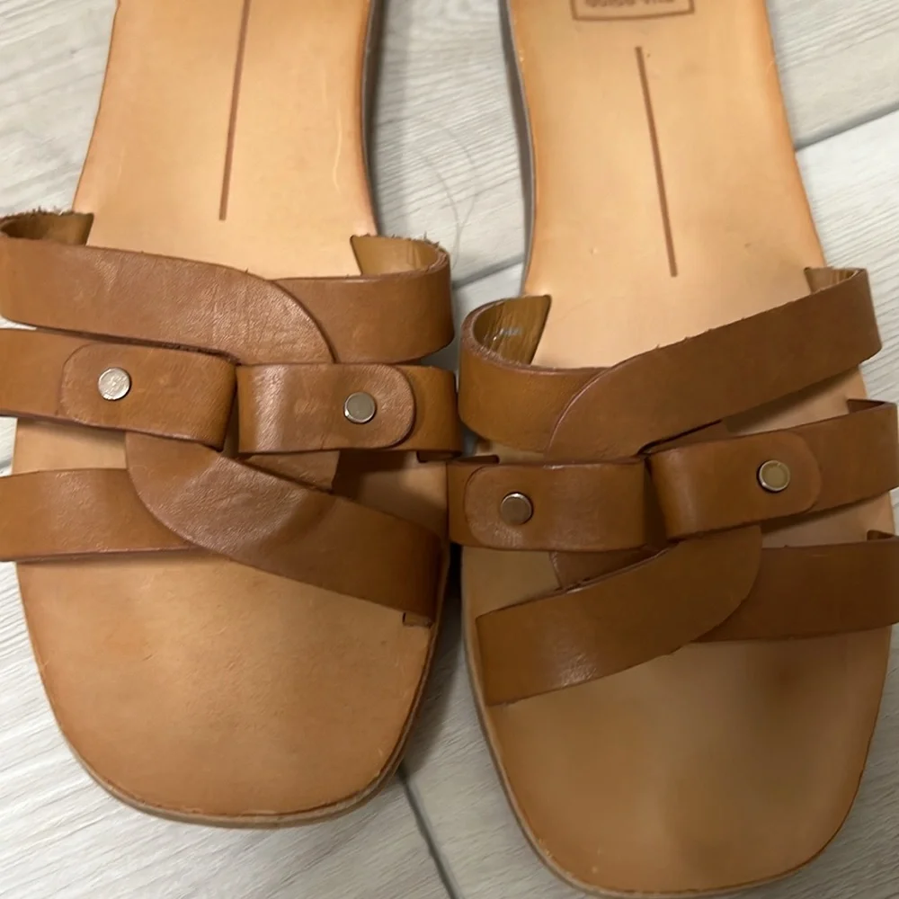 Dolce Vita Tan Size 8 Cait Slides - Picture 9 of 9